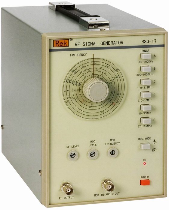 RSG-17 100 kHz150 MHz 高频信号发生器
